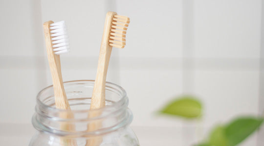 Three Ways to Maintain Good Oral Hygiene, Naturally!