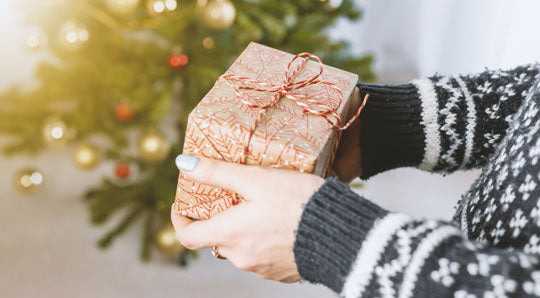 20 Natural Gift Ideas for the Holiday Season!