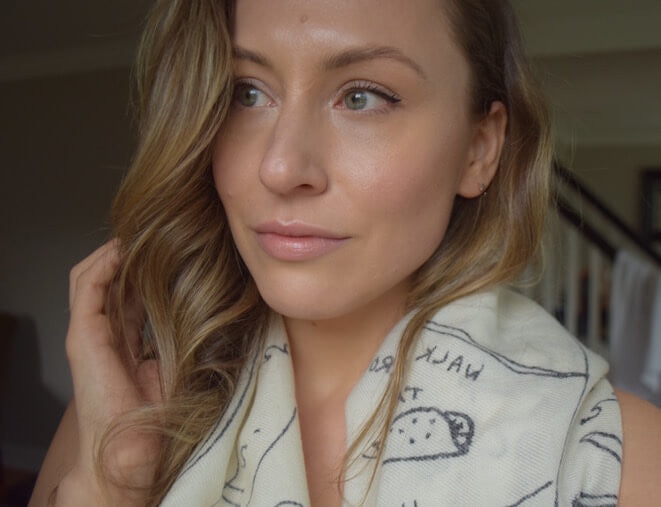 Taylor of My Lucite Dreams in Coralista Cheek Duo