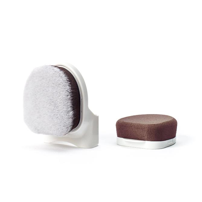 YUbi Beauty Brush Blush and Blend Duo